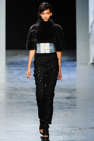 Look 34